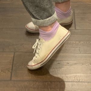 White converse